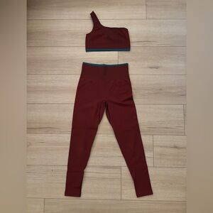 Outdoor Voices Seamless Rib Bra & Matching Leggings